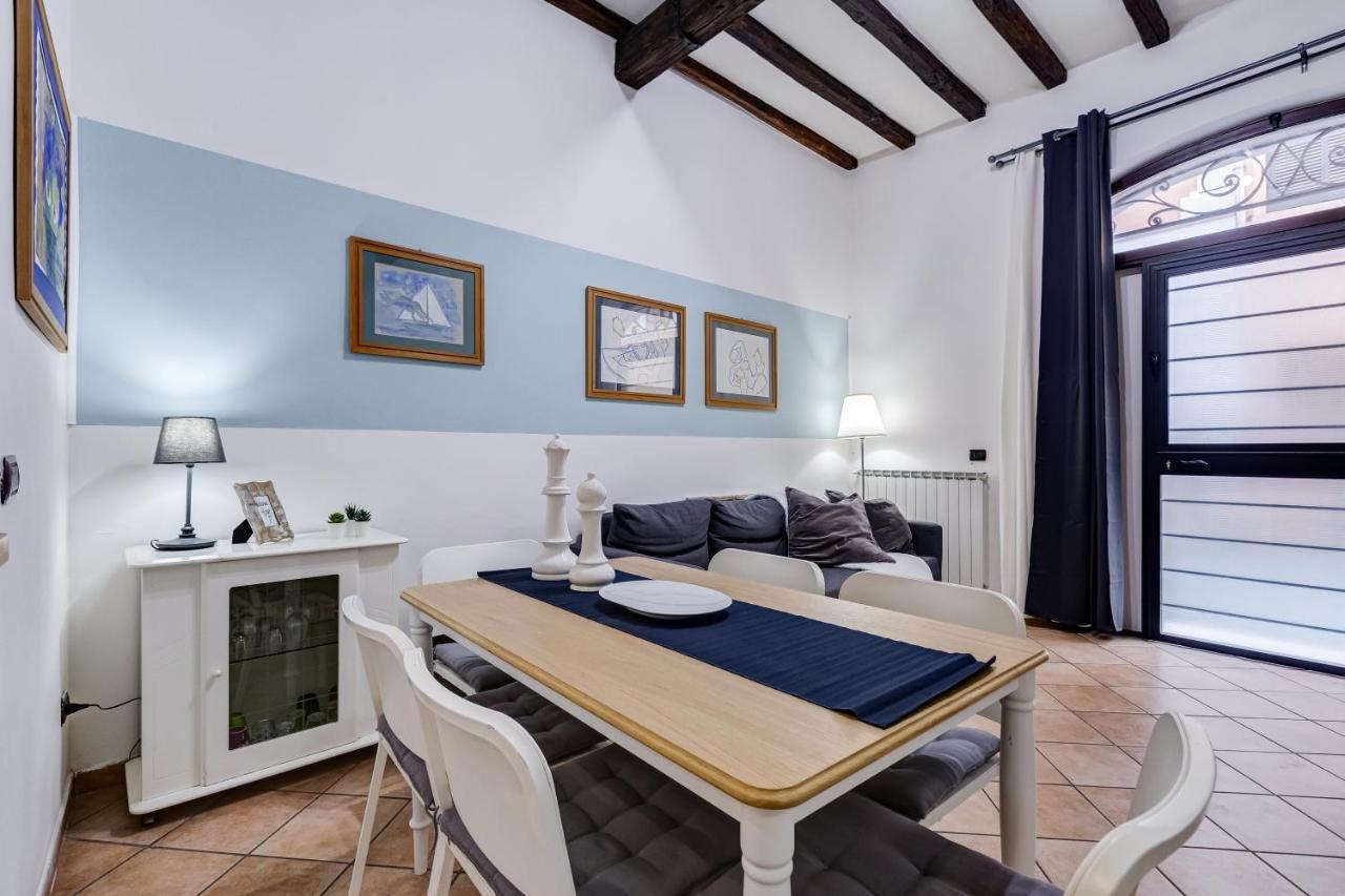 Coliseum Apartment Rom